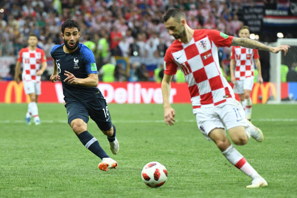 晶宫之间的 晶宫之间的